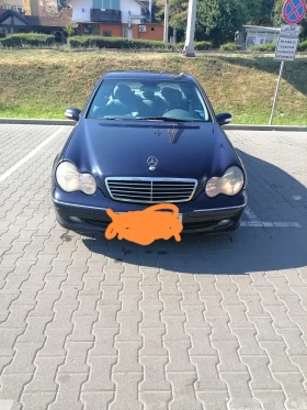 Обява за продажба на Mercedes-Benz C 220 W203  ~3 800 лв. - изображение 1