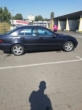 Обява за продажба на Mercedes-Benz C 220 W203  ~3 800 лв. - изображение 10