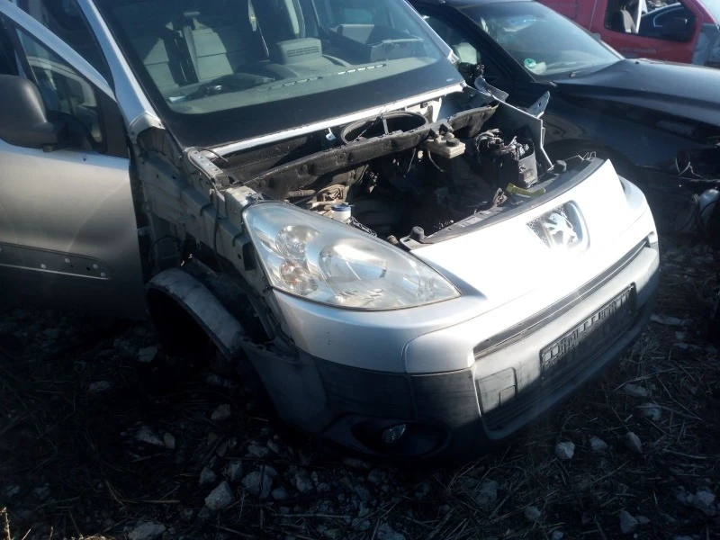 Peugeot Partner 1.6HDi, снимка 2 - Автомобили и джипове - 3274142