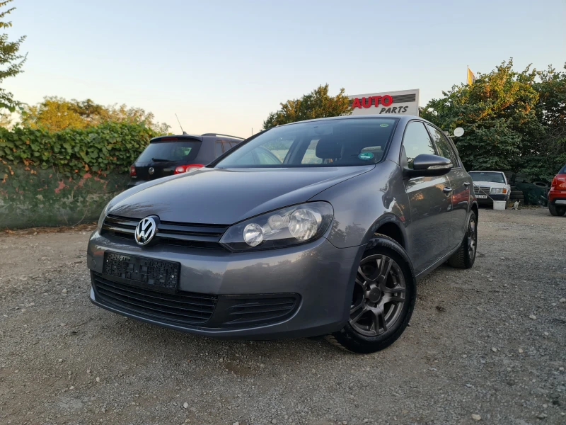 VW Golf КАТО НОВА, снимка 2 - Автомобили и джипове - 47316553