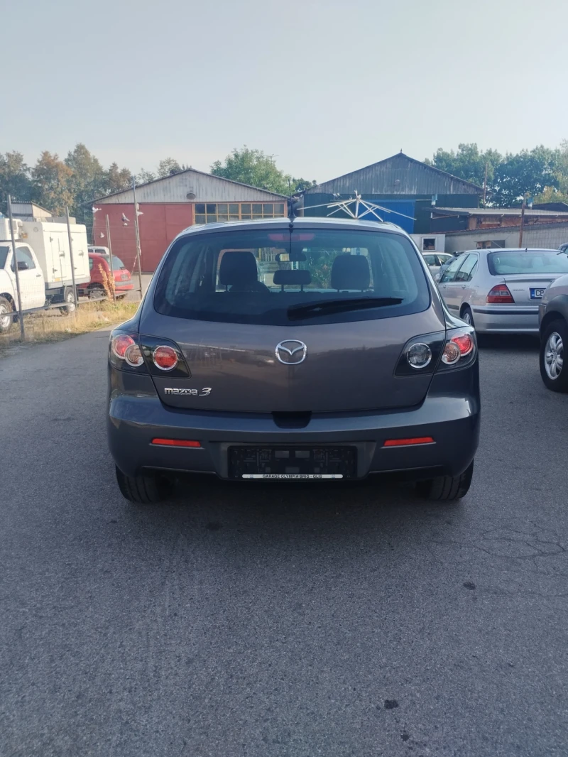 Mazda 3 1.6 бензин фейслифт , снимка 3 - Автомобили и джипове - 47701939