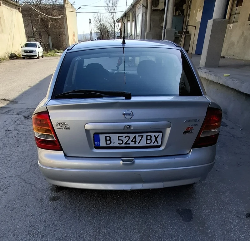 Opel Astra, снимка 2 - Автомобили и джипове - 49170137