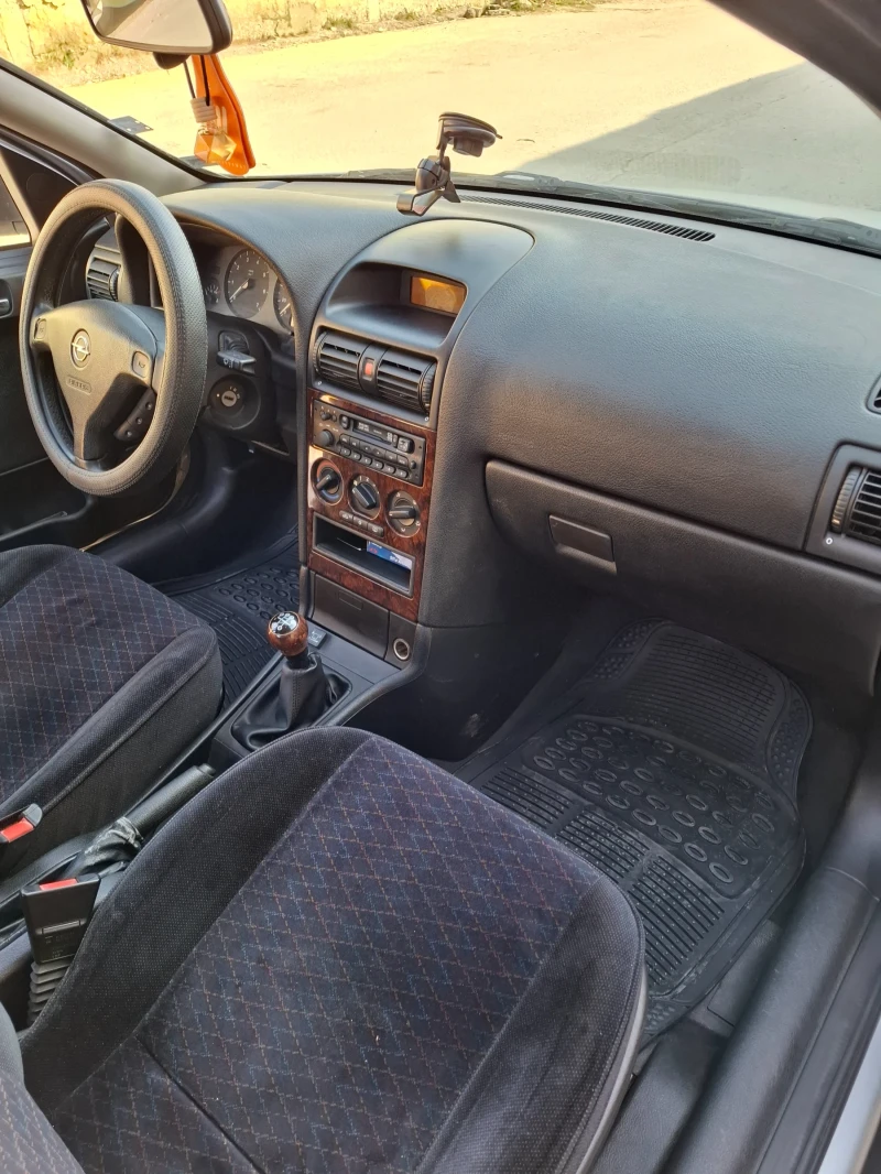 Opel Astra, снимка 7 - Автомобили и джипове - 49170137