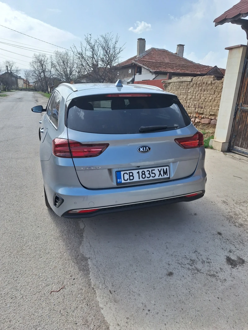 Kia Ceed, снимка 3 - Автомобили и джипове - 49589437