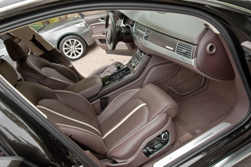 Audi A8 4.2 TDI .S8 OPTIK.FULL FULL, снимка 13 - Автомобили и джипове - 50646817