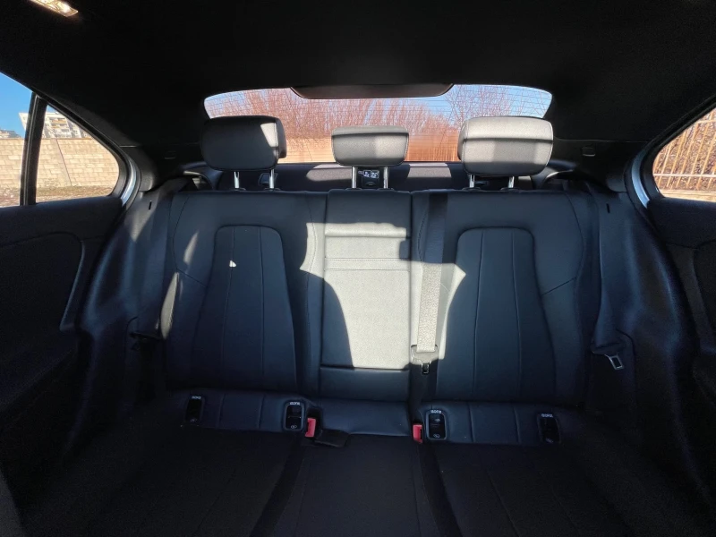 Mercedes-Benz A 220 4MATIC, снимка 9 - Автомобили и джипове - 52813830
