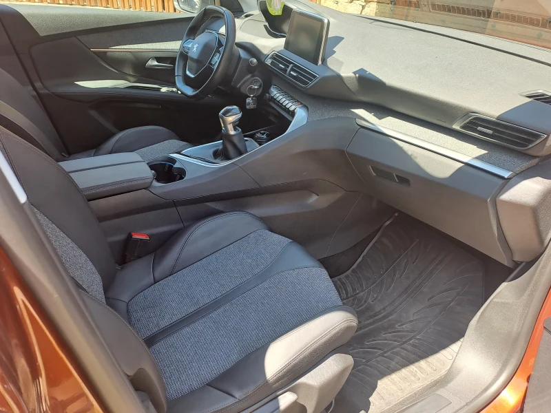 Peugeot 3008 ALLURE, снимка 8 - Автомобили и джипове - 51557214