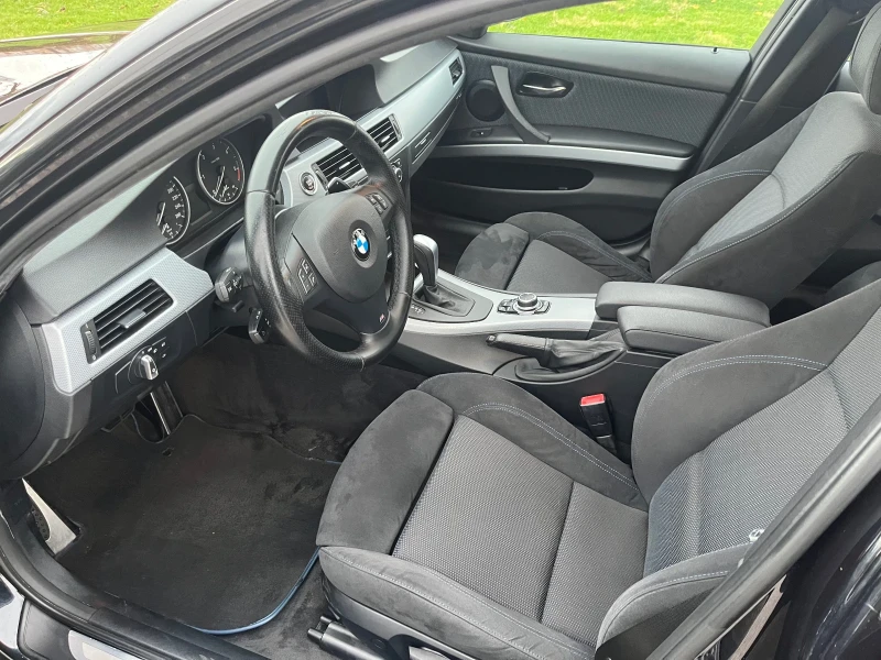 BMW 320 320Xdrive/Edition Top, снимка 16 - Автомобили и джипове - 52551053