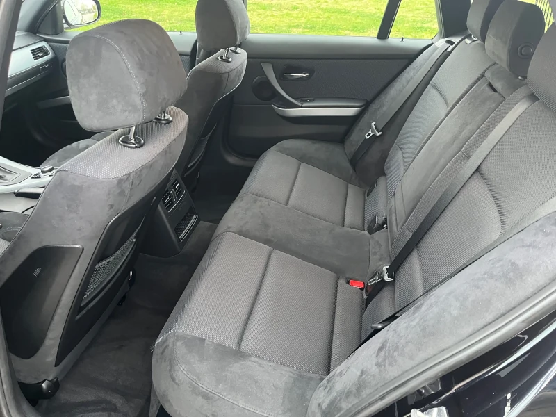 BMW 320 320Xdrive/Edition Top, снимка 13 - Автомобили и джипове - 52551053