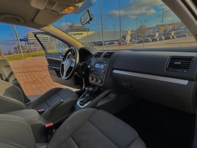 VW Golf, снимка 6 - Автомобили и джипове - 52886373