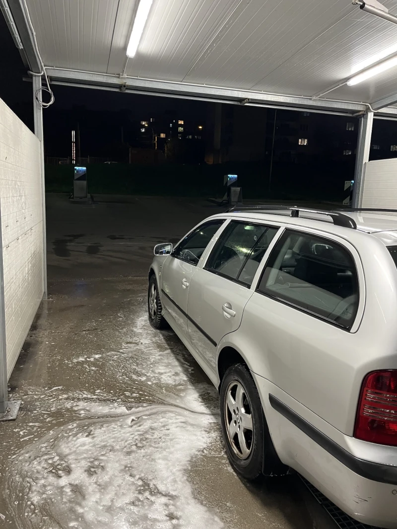 Skoda Octavia 1.8T ГАЗ, снимка 5 - Автомобили и джипове - 52948516