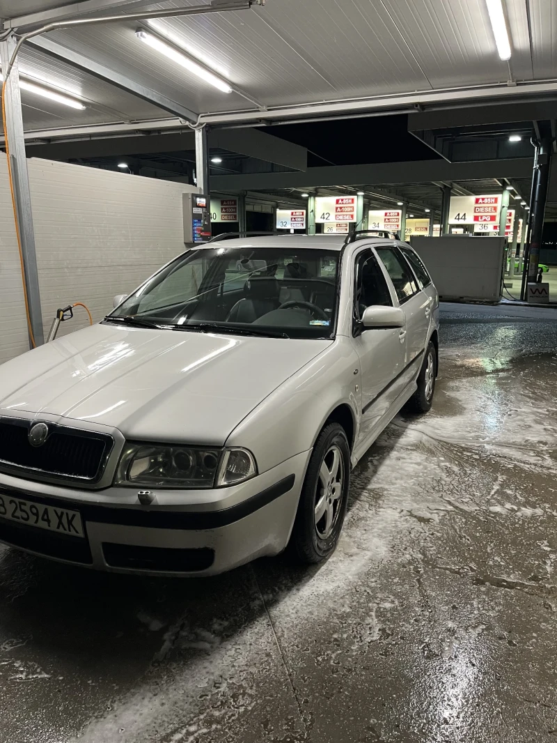 Skoda Octavia 1.8T ГАЗ, снимка 4 - Автомобили и джипове - 52948516
