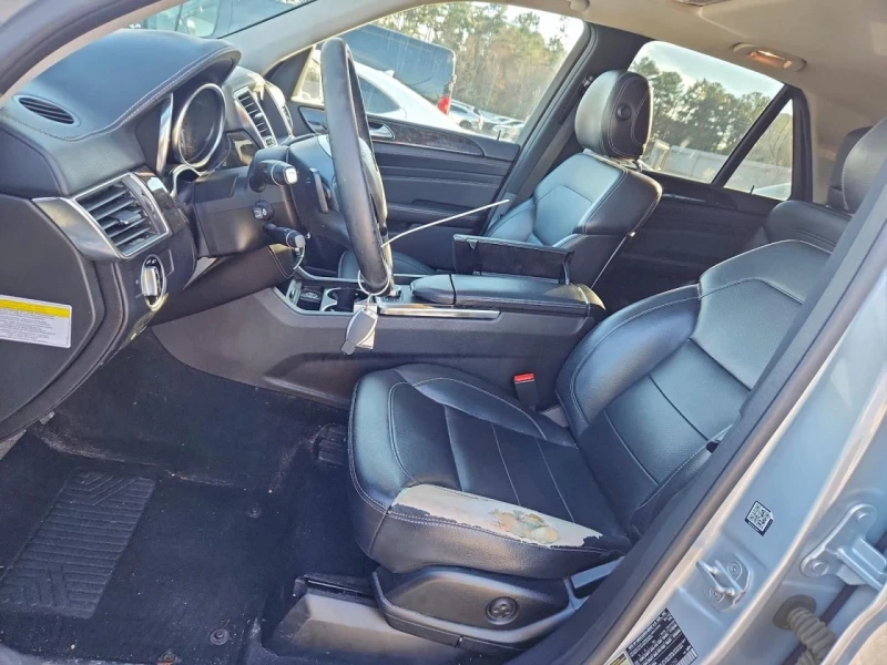 Mercedes-Benz ML 550, снимка 7 - Автомобили и джипове - 53095423