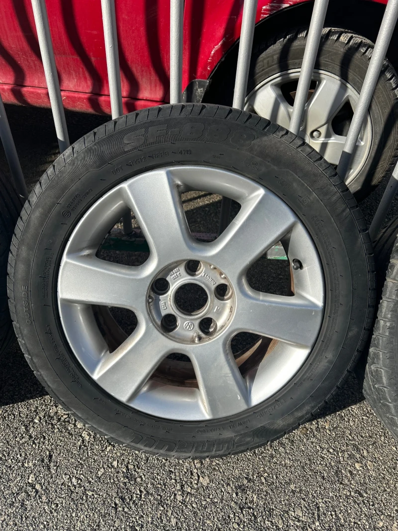 VW Golf, снимка 15 - Автомобили и джипове - 53109366