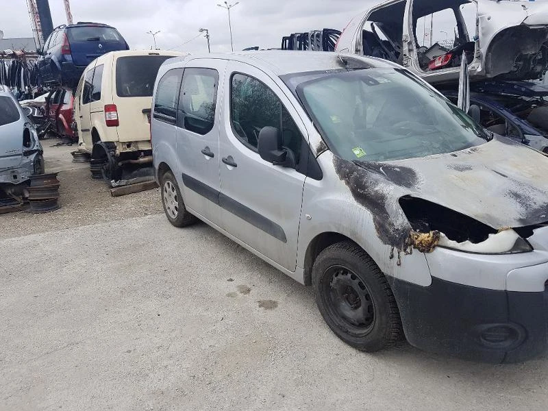 Peugeot Partner 1.6HDi, снимка 6 - Автомобили и джипове - 3274142