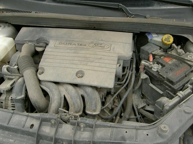 Ford Fiesta 1.25i-75к.с., снимка 6 - Автомобили и джипове - 18119973