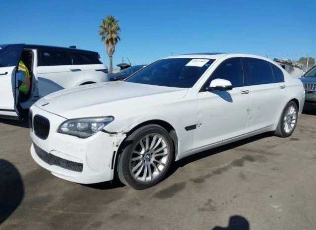 BMW 750, снимка 2 - Автомобили и джипове - 48720266