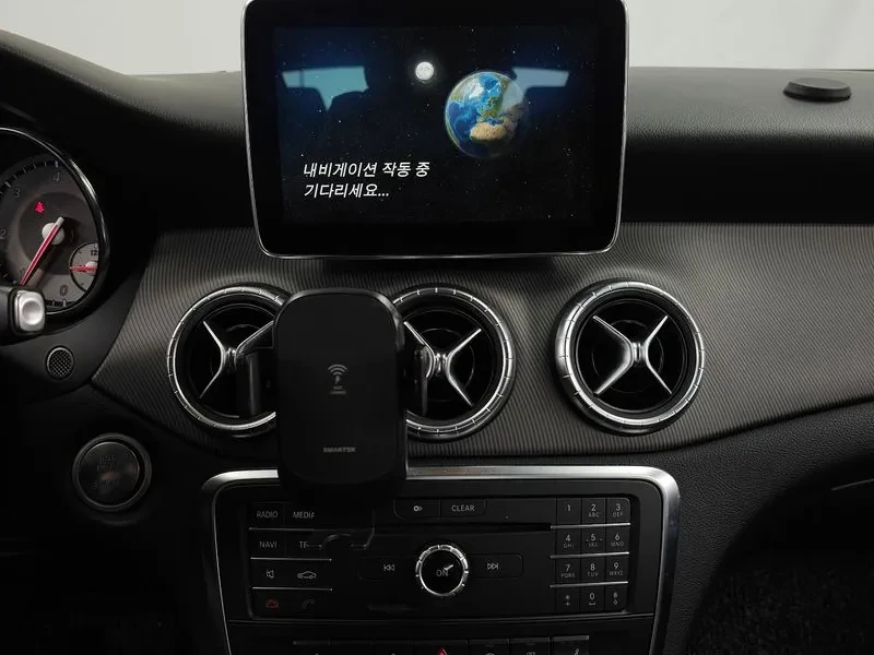 Mercedes-Benz CLA 200  Cdi 4Matic, снимка 14 - Автомобили и джипове - 55349408