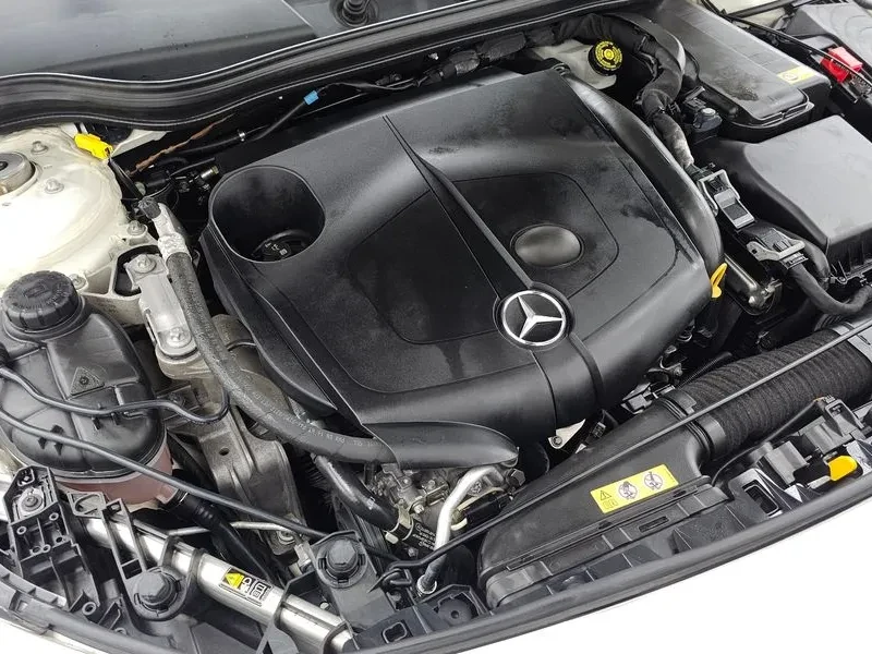 Mercedes-Benz CLA 200  Cdi 4Matic, снимка 6 - Автомобили и джипове - 55349408