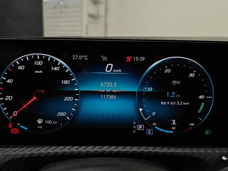 Mercedes-Benz A 250 4Matic Sedan, снимка 8 - Автомобили и джипове - 55801234