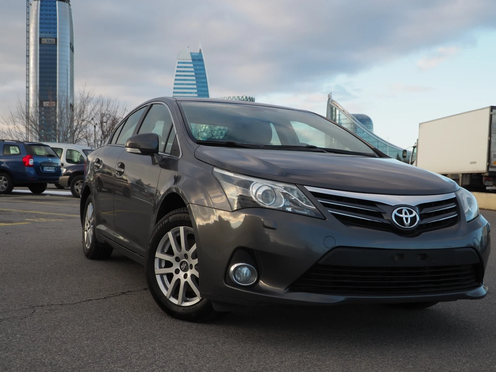 Toyota Avensis 147кс///КАМЕРА///НАВИ///СТАВА ЗА ГАЗ - изображение 6