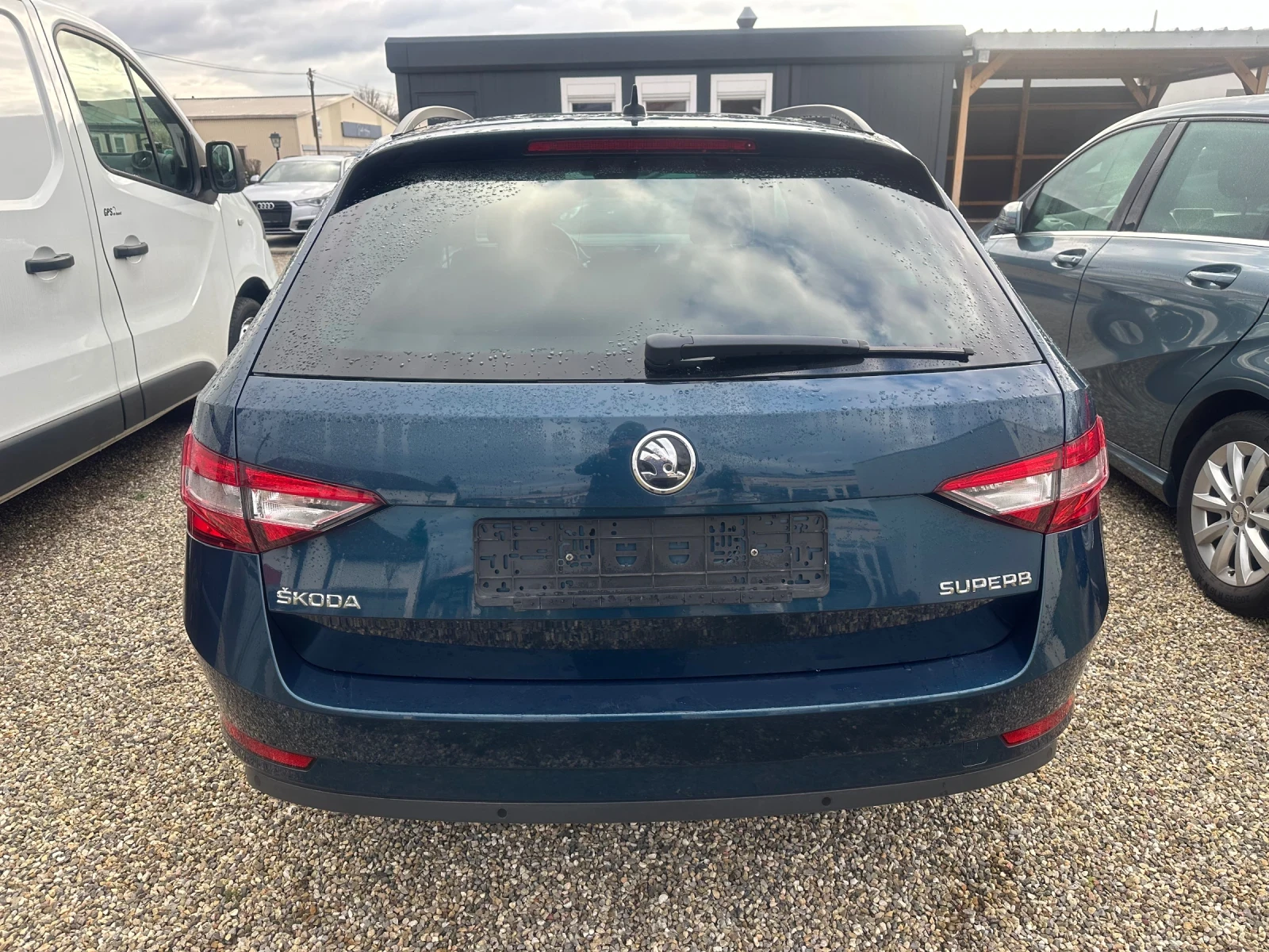 Skoda Superb 2.0 TDI NAVI - изображение 7