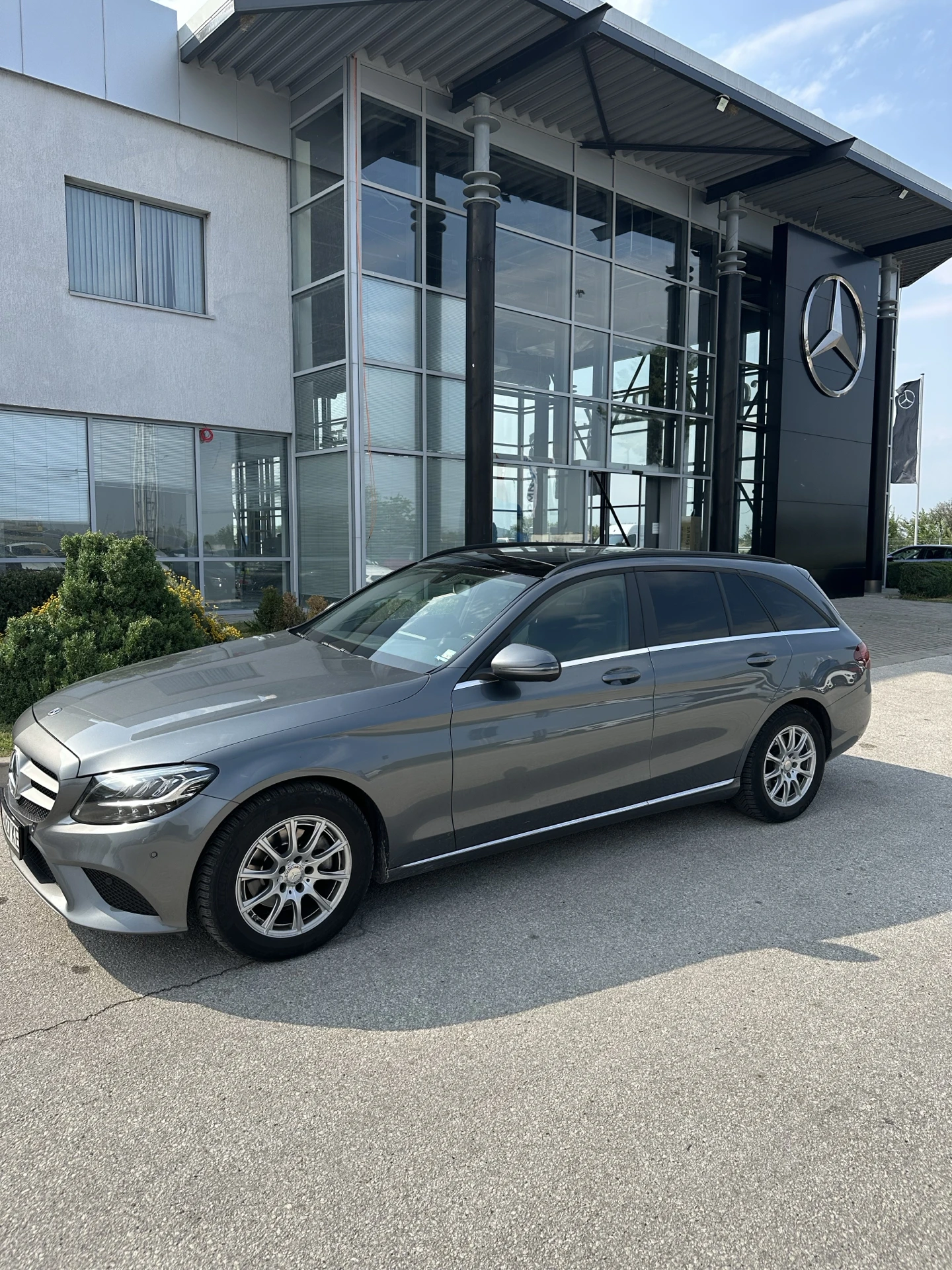 Mercedes-Benz C 180  - изображение 2