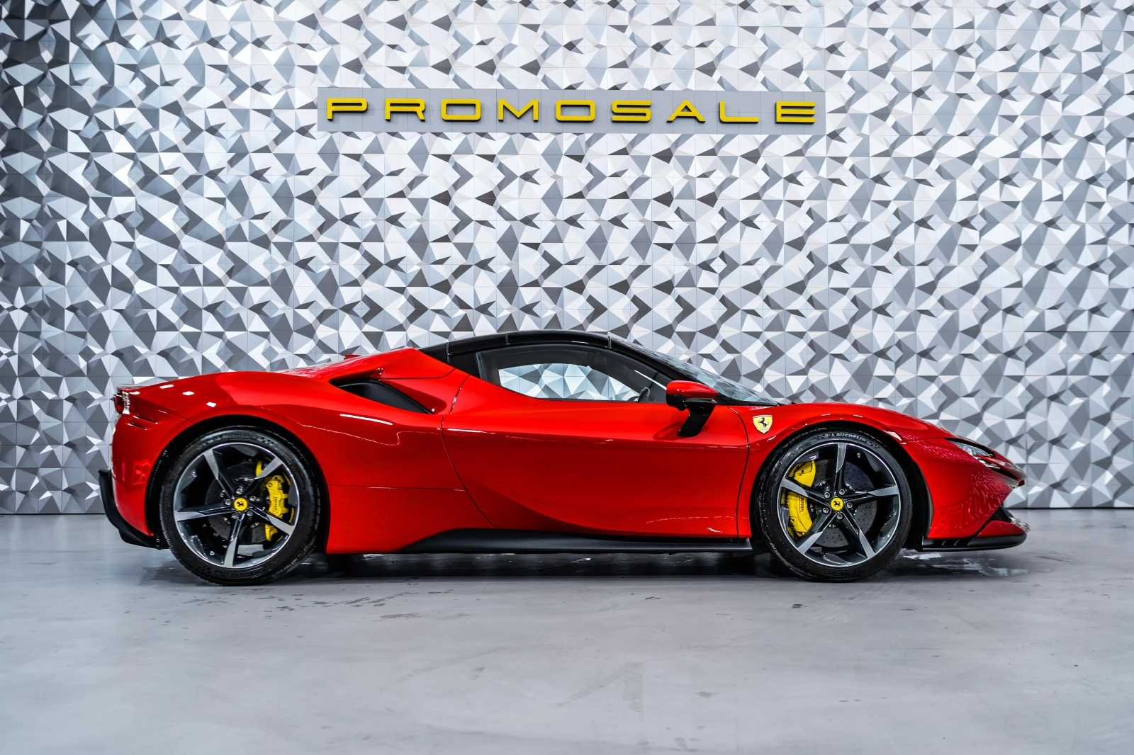 Ferrari SF 90 Spider Rosso - изображение 6