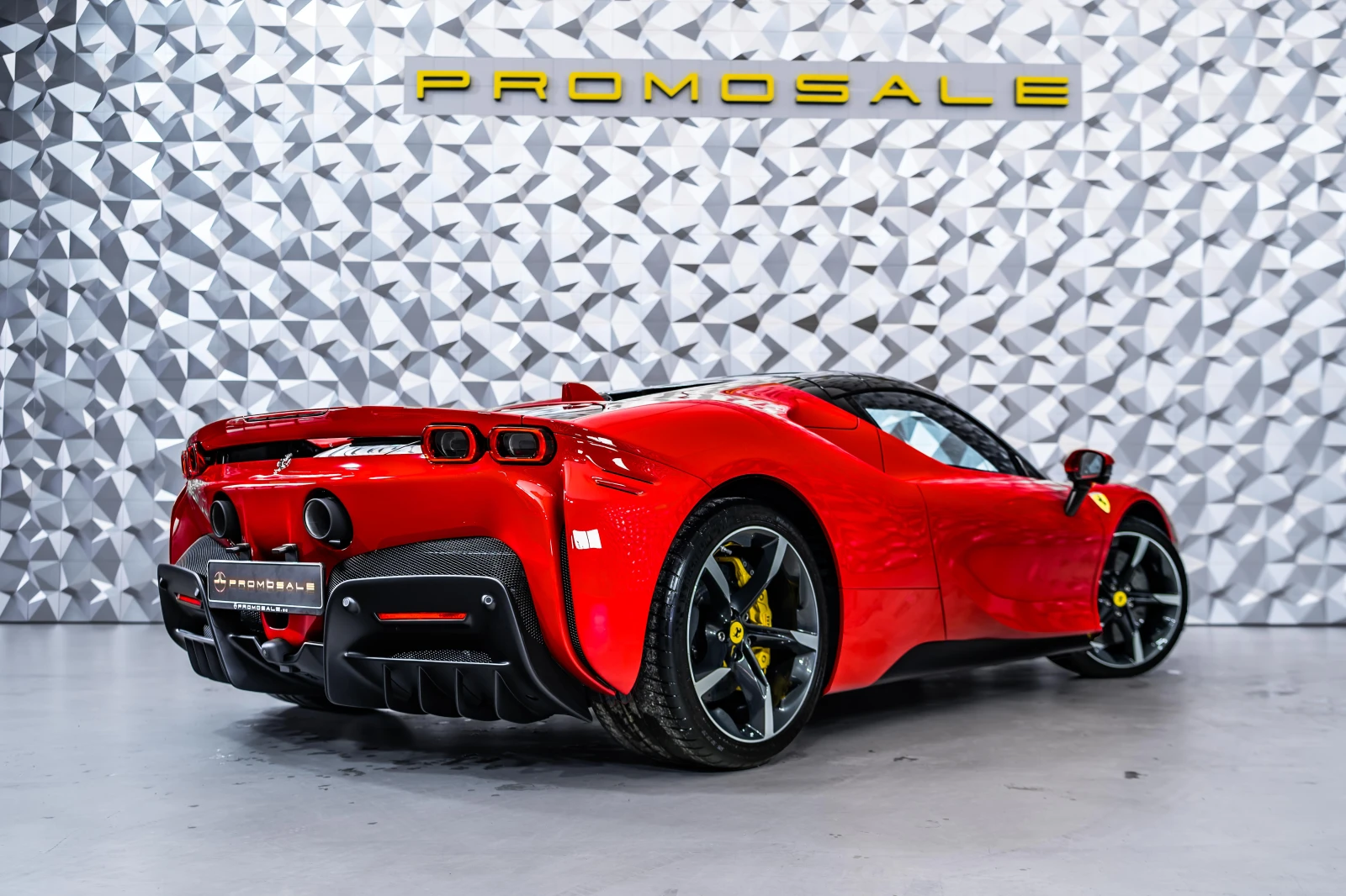 Ferrari SF 90 Spider Rosso - изображение 4
