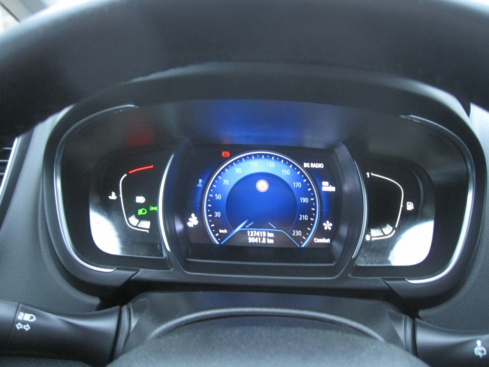 Renault Scenic 1, 33-LUX - изображение 8