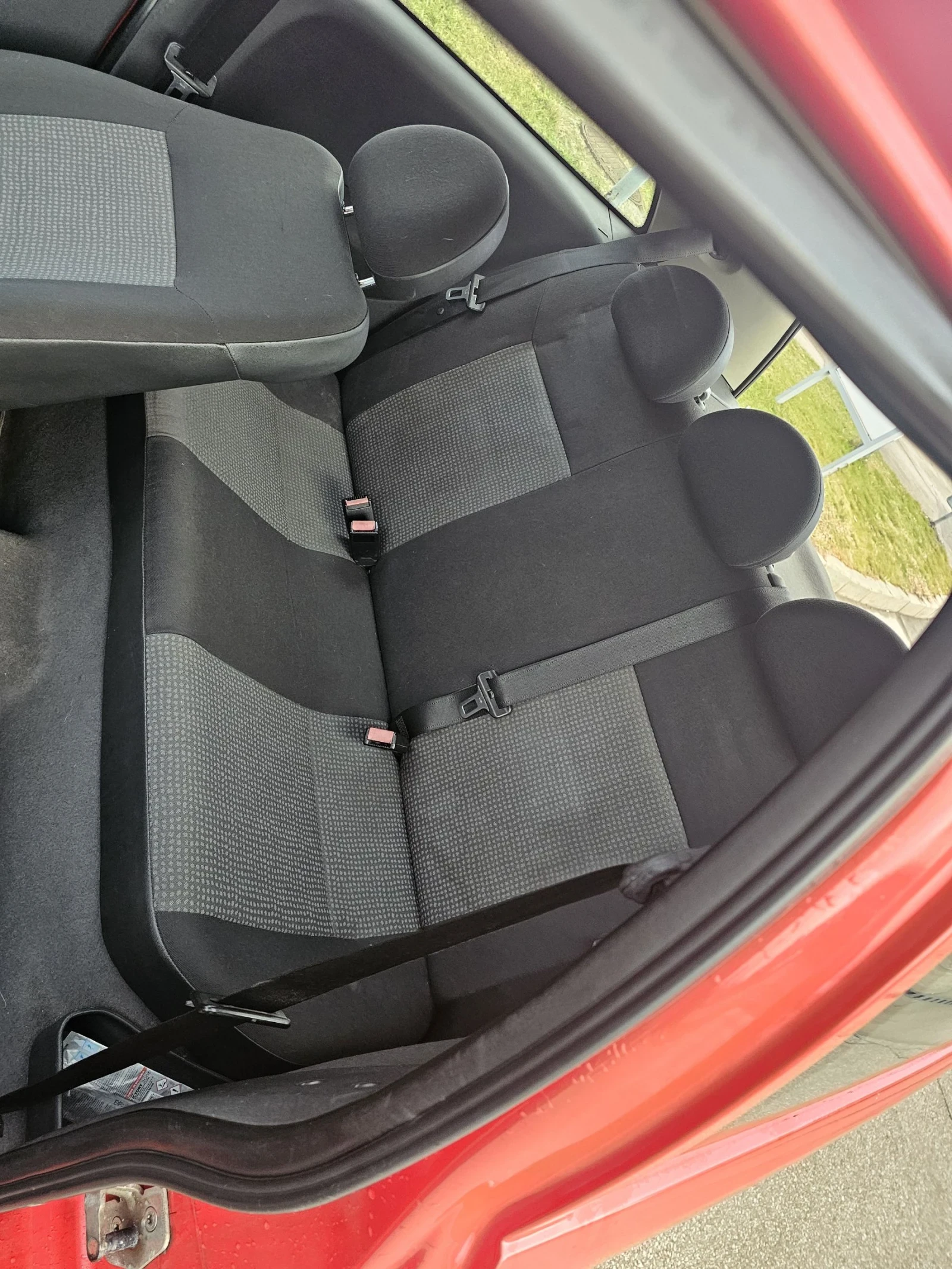 Opel Corsa 1.4 TWINPORT - изображение 8