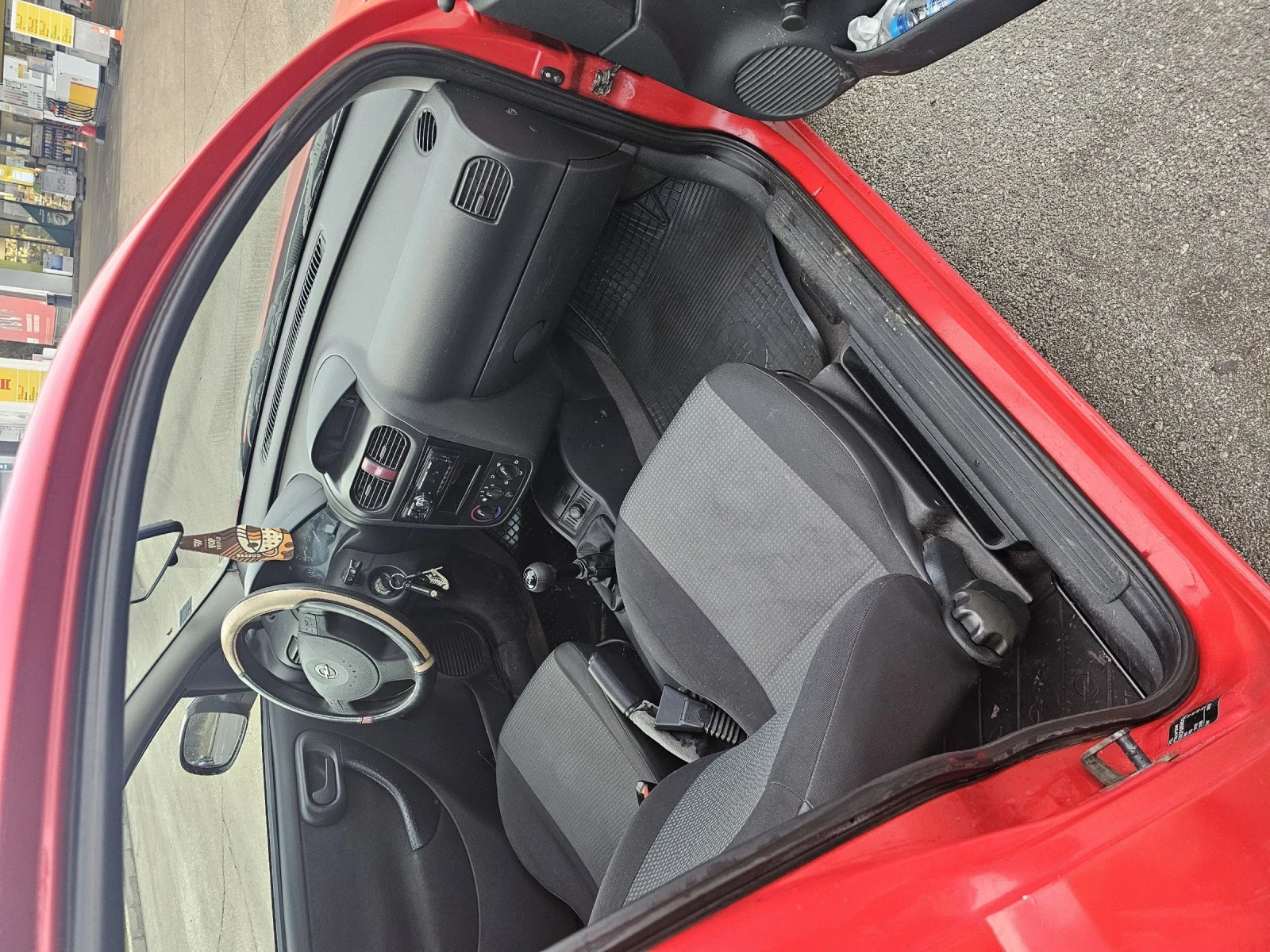 Opel Corsa 1.4 TWINPORT - изображение 9