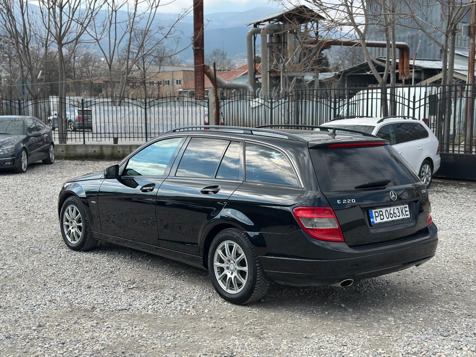 Mercedes-Benz C 220  - изображение 3