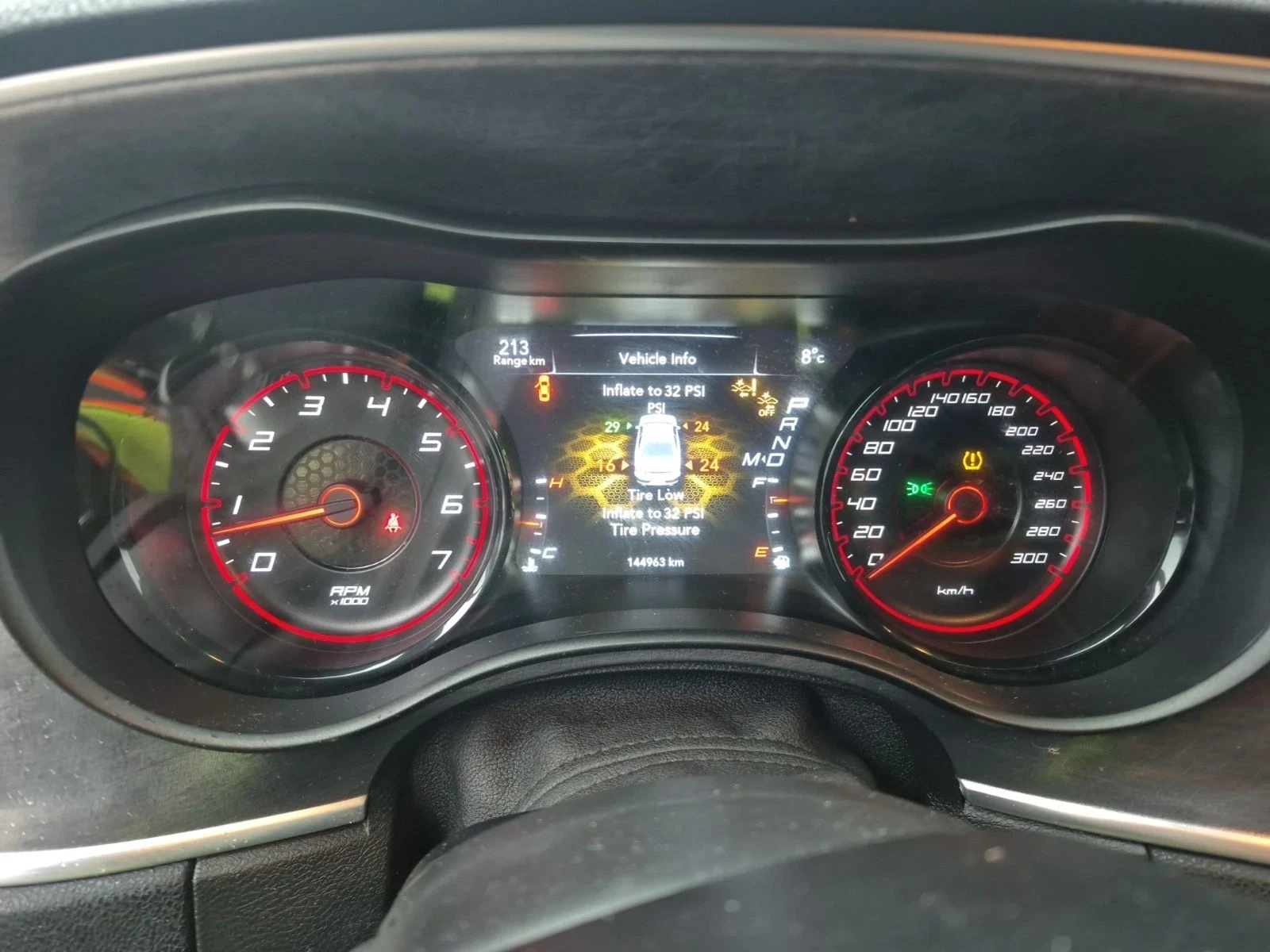 Dodge Charger R/T 392 DAYTONA EDITION* Keyless* CarPlay* Камера* - изображение 9