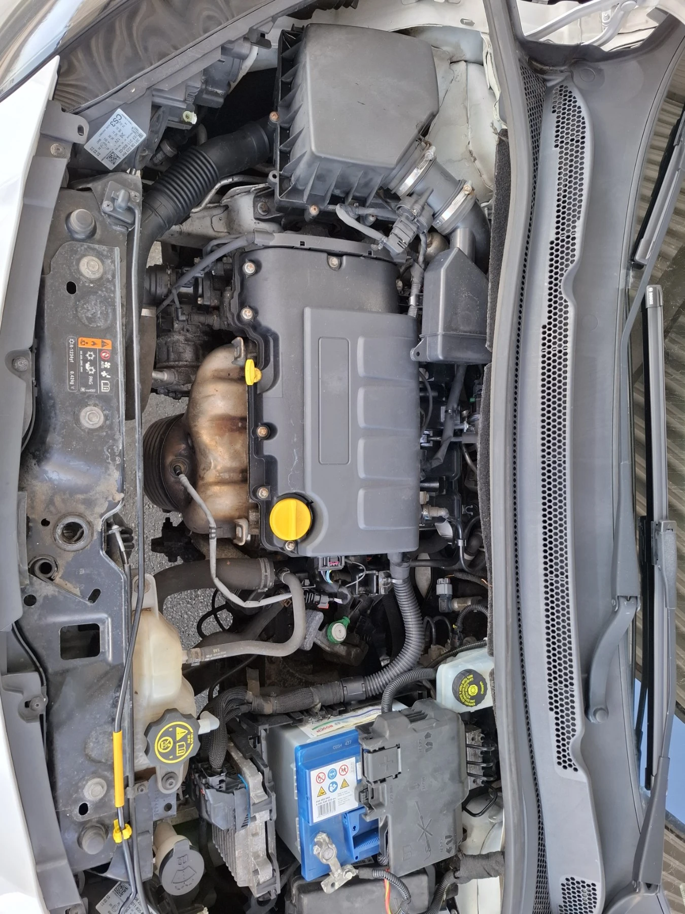 Opel Corsa 1.3 CDTI * БЯЛА ПЕРЛА* NAVI * EURO6 , снимка 10 - Автомобили и джипове - 53809890