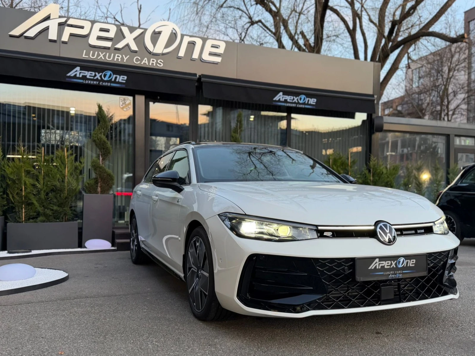 VW Passat 2.0 TDI R line, снимка 3 - Автомобили и джипове - 53815021