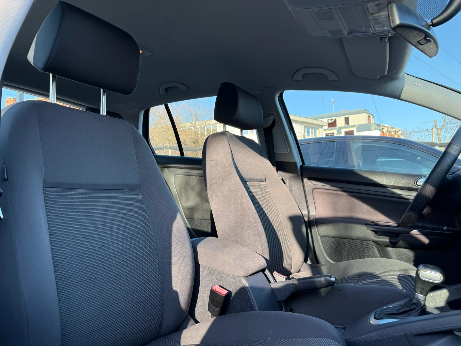 VW Golf 🇨🇭, снимка 15 - Автомобили и джипове - 54235305