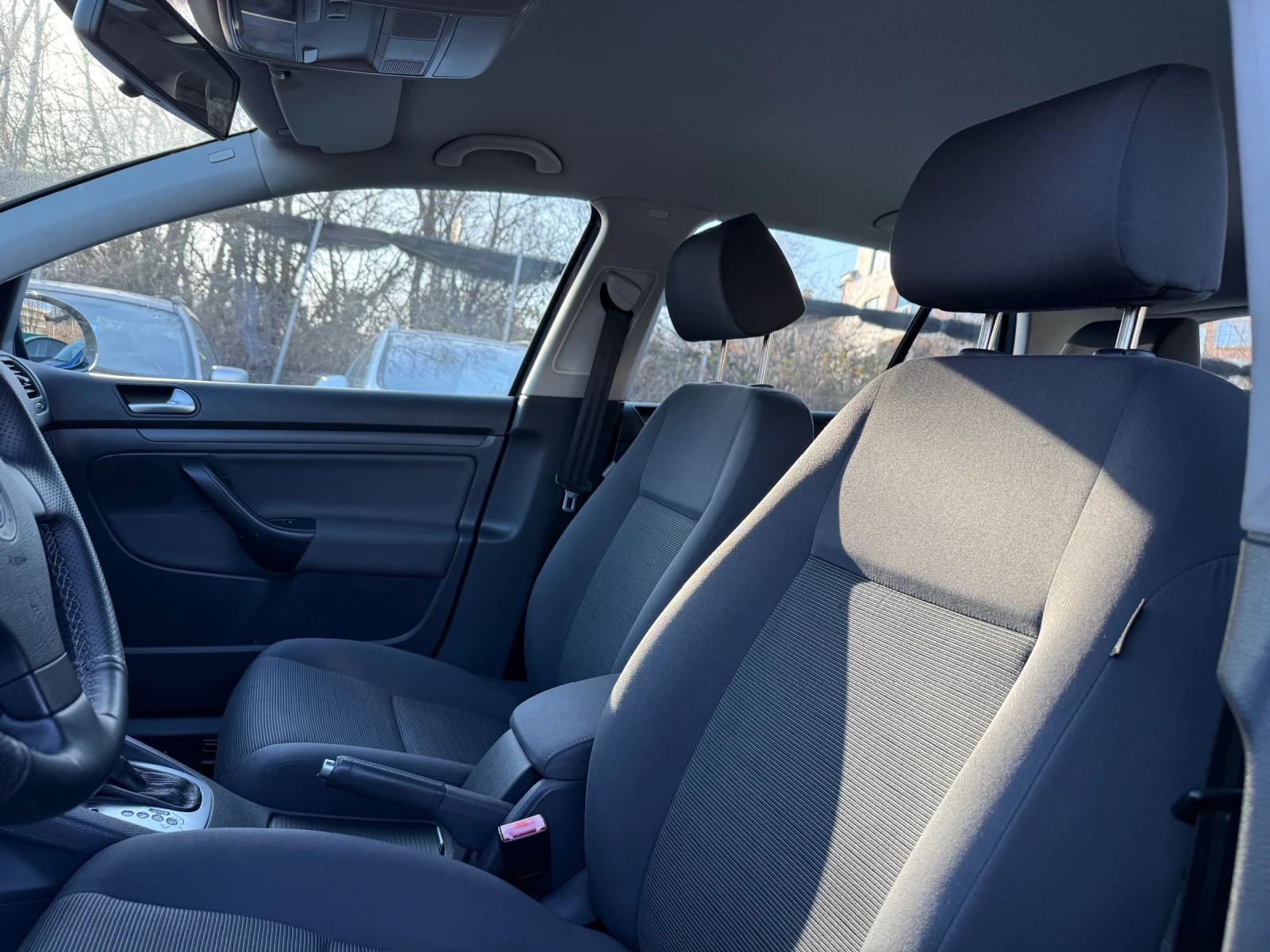 VW Golf 🇨🇭, снимка 14 - Автомобили и джипове - 54235305