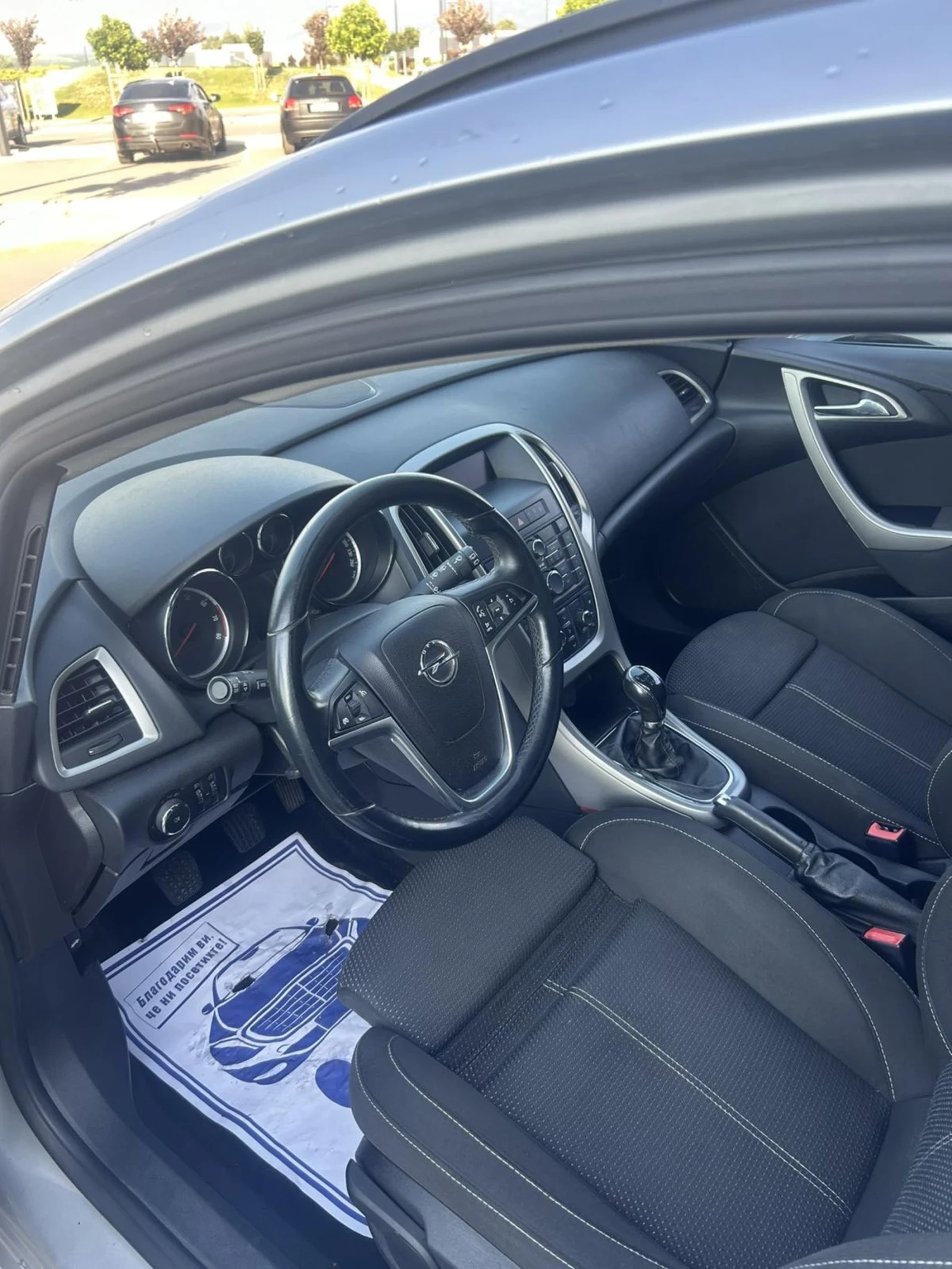 Opel Astra Бензин , снимка 6 - Автомобили и джипове - 54238376