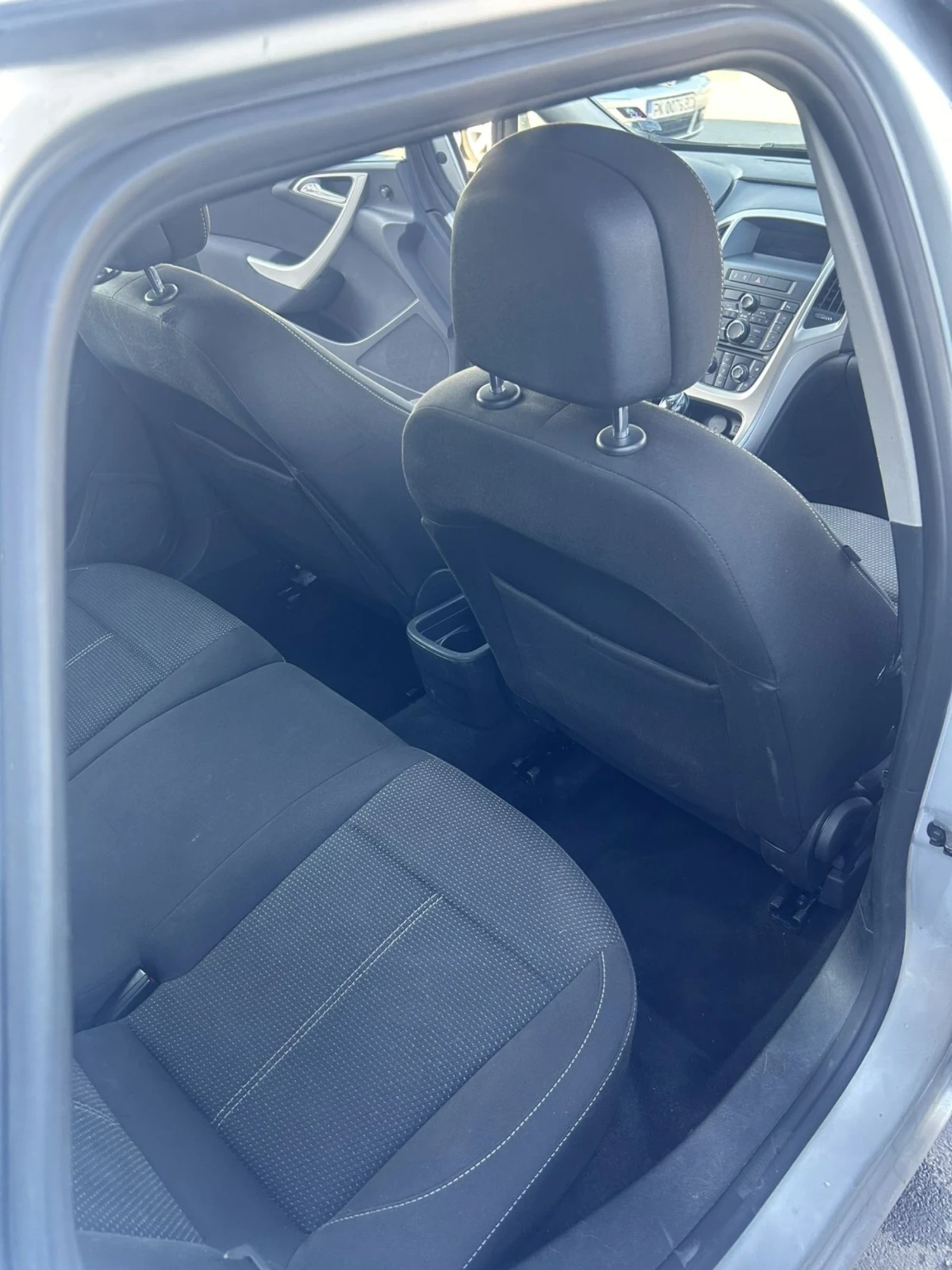 Opel Astra Бензин , снимка 9 - Автомобили и джипове - 54238376