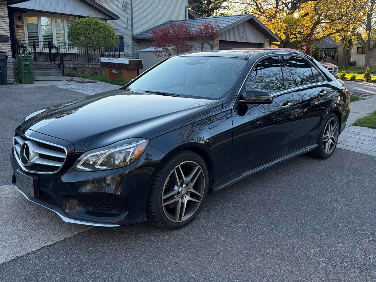 Mercedes-Benz E 400 4MATIC * * AMG * * CARFAX * * АВТО КРЕДИТ * * 