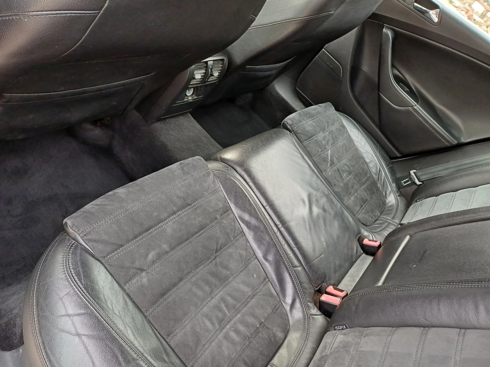 VW Passat 2.0 TDI Common rail, снимка 11 - Автомобили и джипове - 54829606