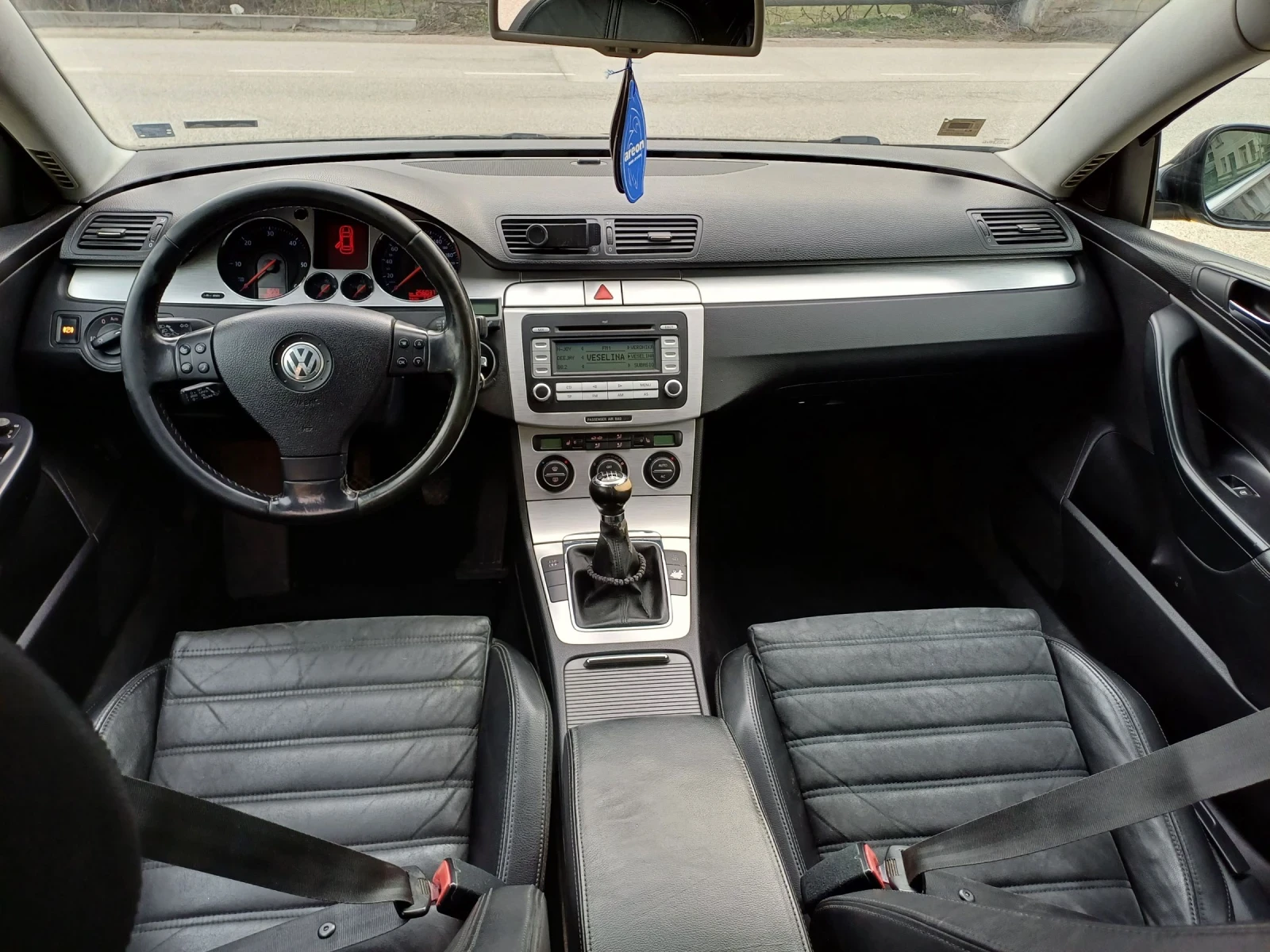 VW Passat 2.0 TDI Common rail, снимка 8 - Автомобили и джипове - 54829606