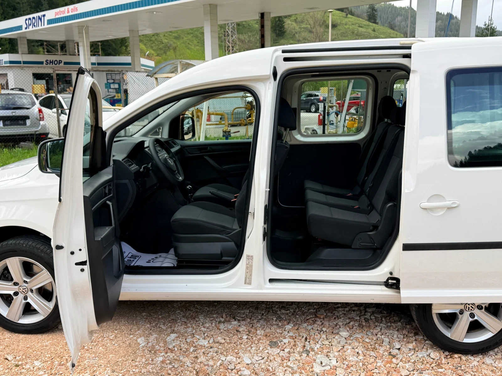 VW Caddy * 4x4* ДДС!!!* EURO6W* ПЪТНИЧЕСКО* КЛИМА* БЕЗ РЪЖД, снимка 6 - Автомобили и джипове - 54569055