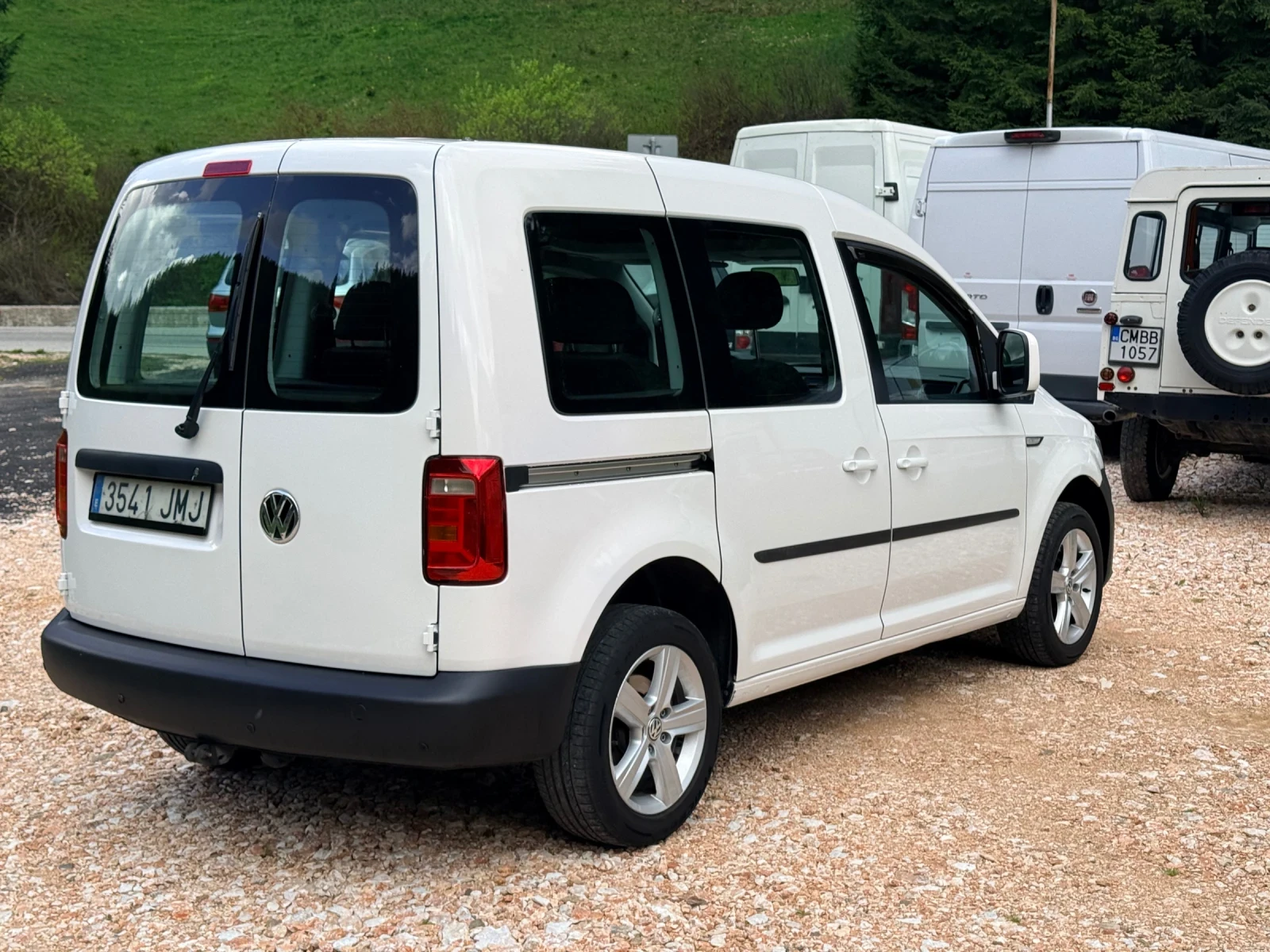 VW Caddy * 4x4* ДДС!!!* EURO6W* ПЪТНИЧЕСКО* КЛИМА* БЕЗ РЪЖД, снимка 3 - Автомобили и джипове - 54569055