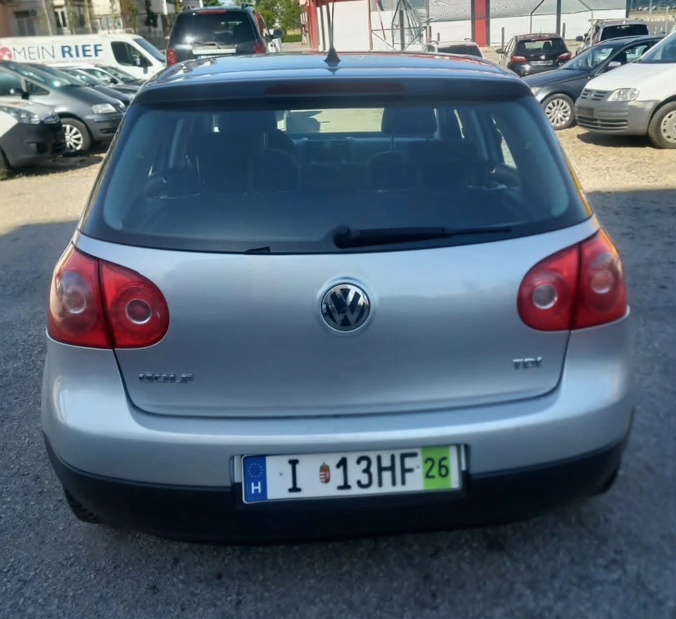 VW Golf 1.9 TDI 90 к.с., снимка 4 - Автомобили и джипове - 54967410