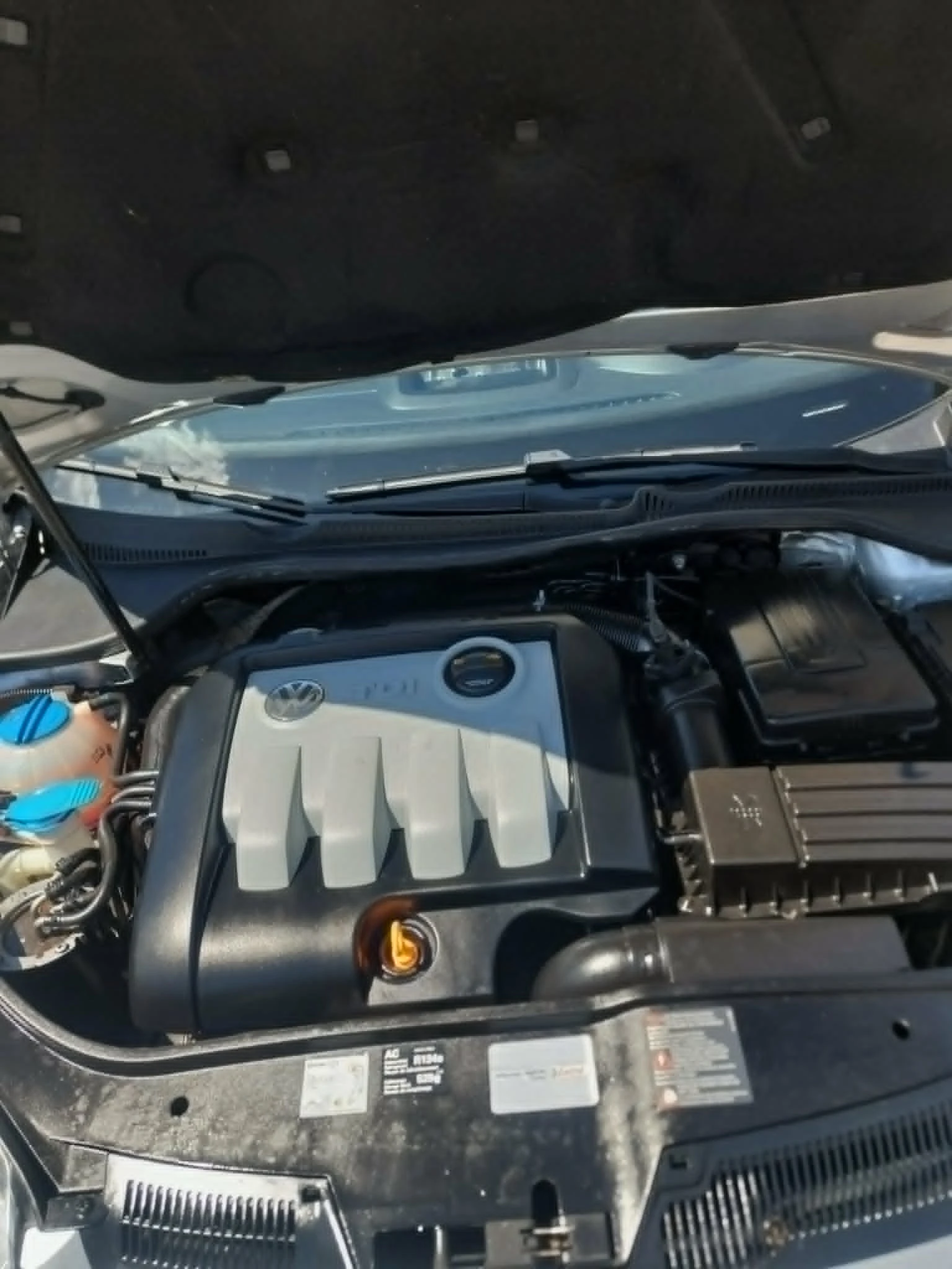 VW Golf 1.9 TDI 90 к.с., снимка 11 - Автомобили и джипове - 54967410