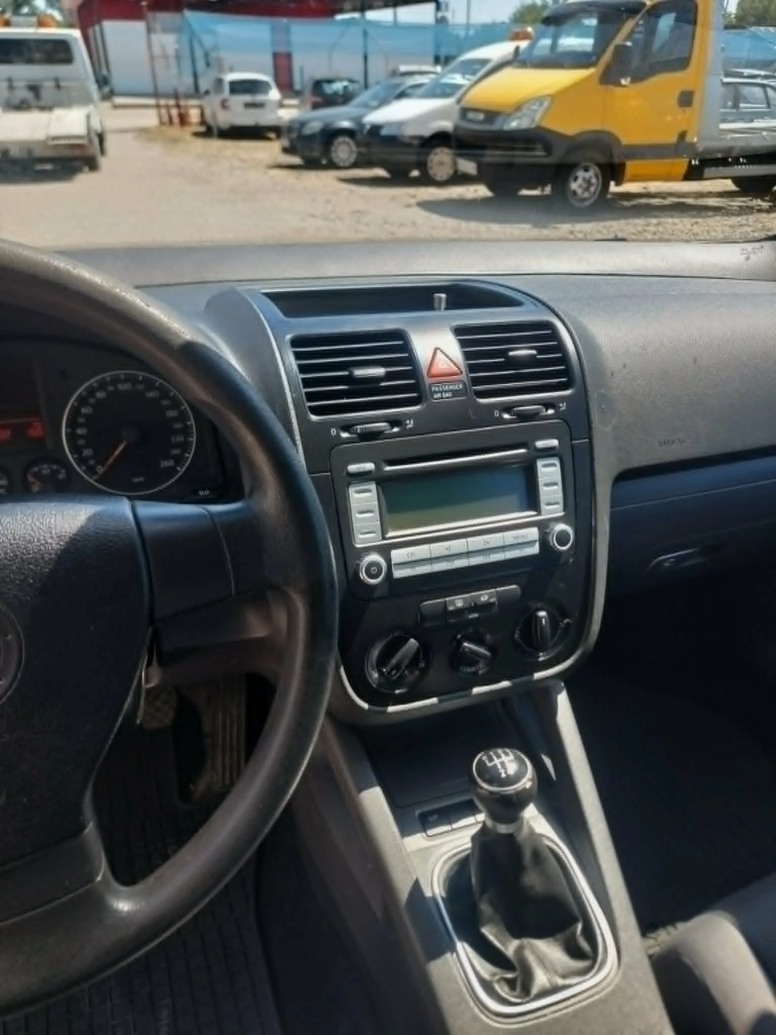 VW Golf 1.9 TDI 90 к.с., снимка 7 - Автомобили и джипове - 54967410