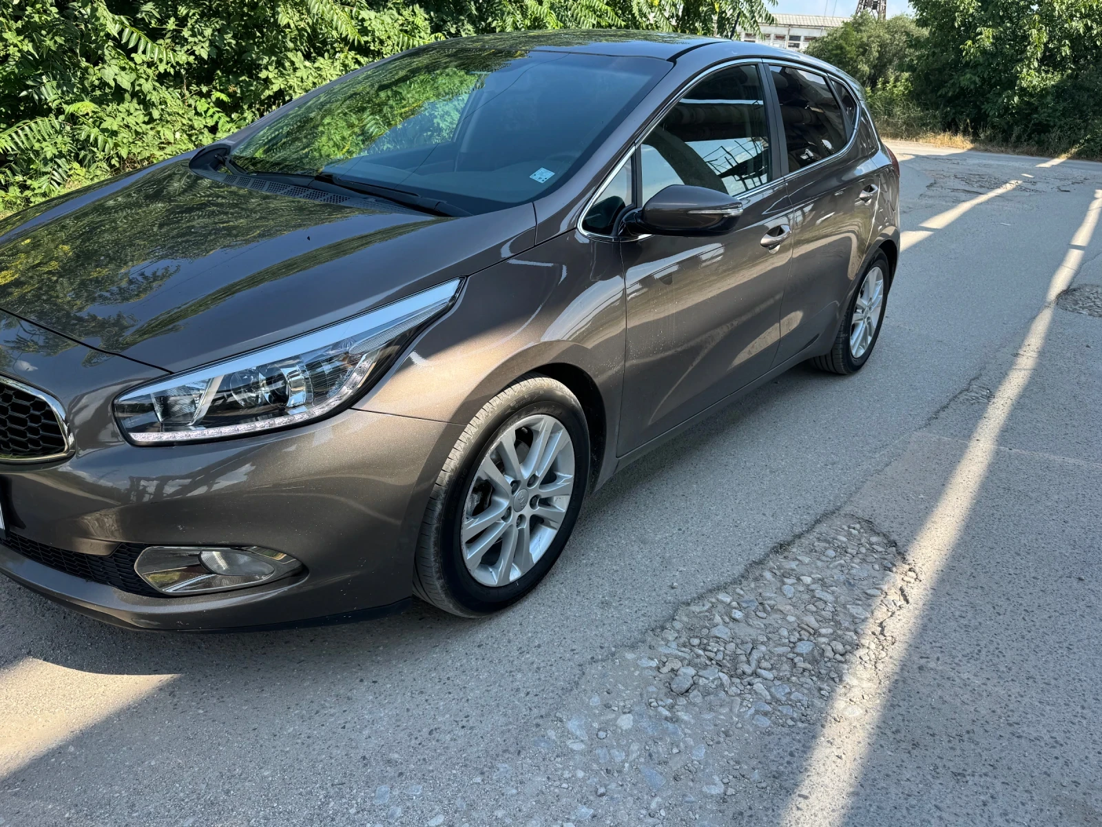 Kia Ceed Navi kam parktronik, снимка 2 - Автомобили и джипове - 55242990