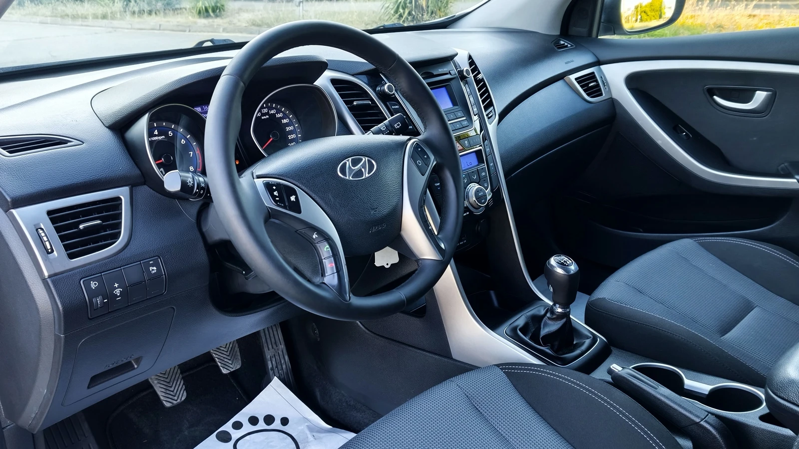 Hyundai I30 1.4i 164000km!!! | Mobile.bg � ����������� 9